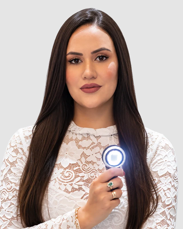 Dra. Loianna Fonseca