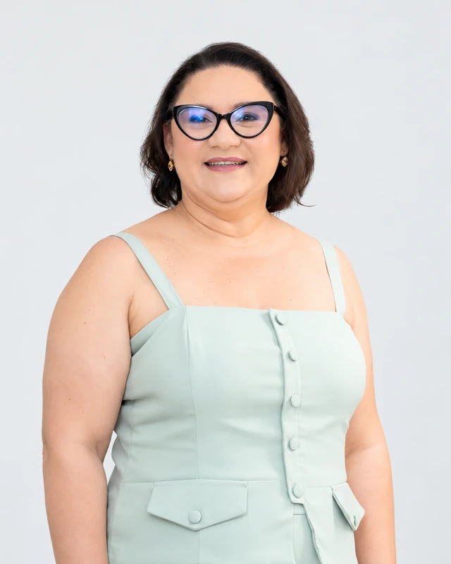 Dra. Germana Barros